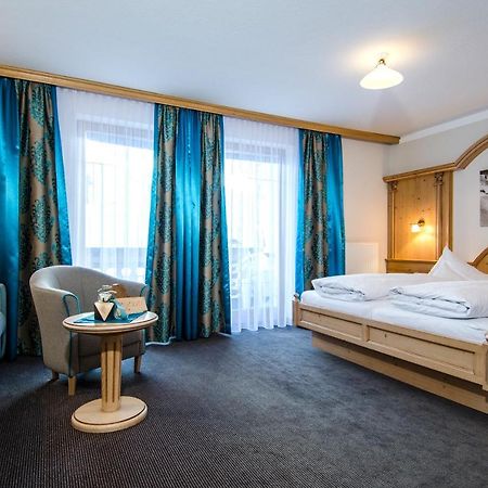 Sporthotel Almhof Ischgl Exterior photo